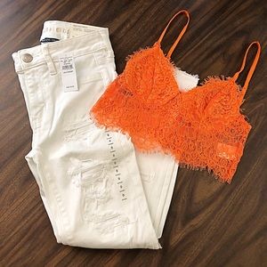 White American Eagle Jeans